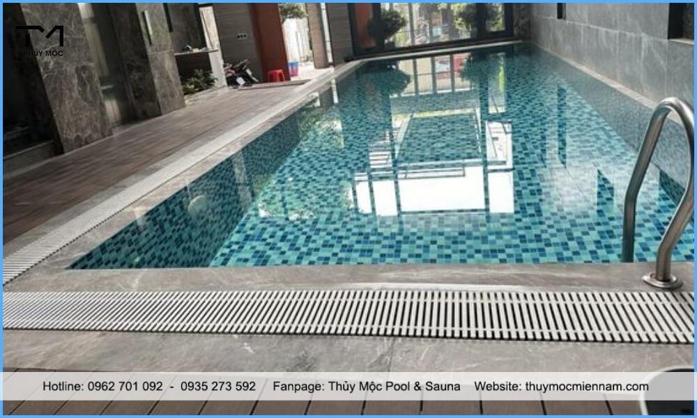Vị trí hồ bơi gia đình có ánh sáng mặt trời
