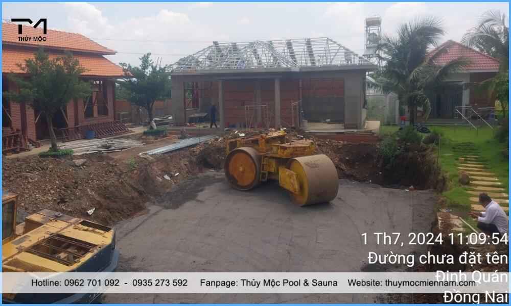 tiến hành kiểm tra và đánh giá vị trí lắp đặt bể bơi