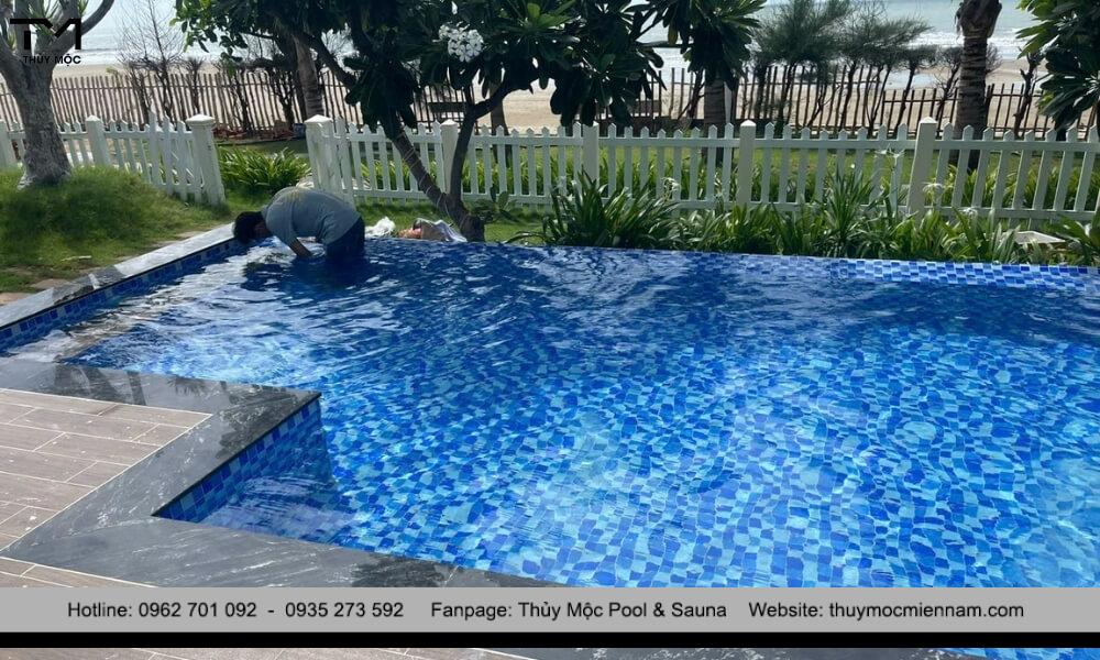 Cách duy trì chất lượng nước hồ bơi