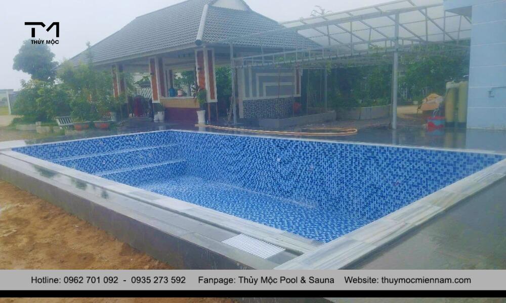 Hoàn thiện ốp lát phần thô hồ bơi gia đình