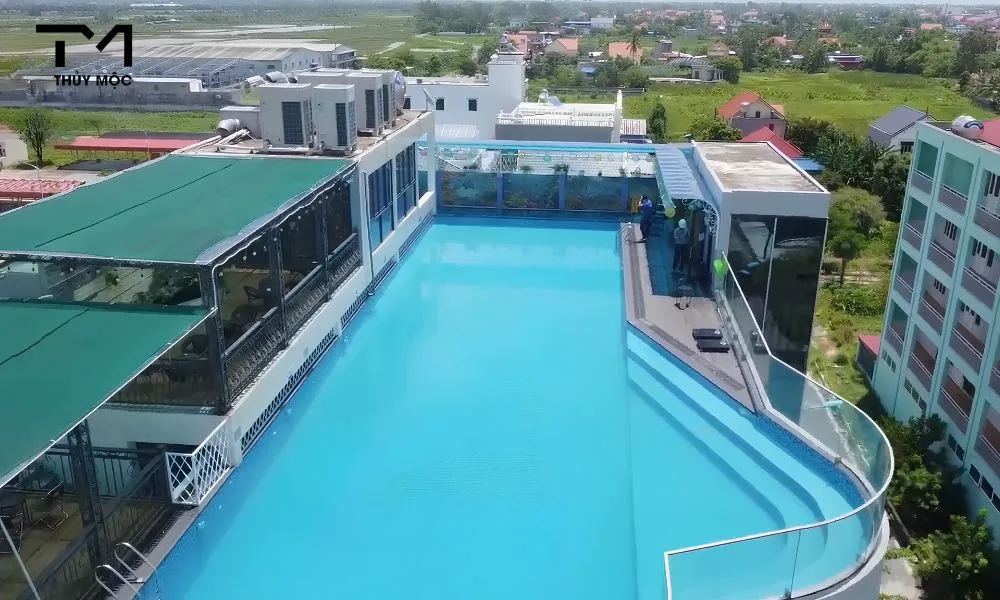 chống thấm bề mặt trong hồ