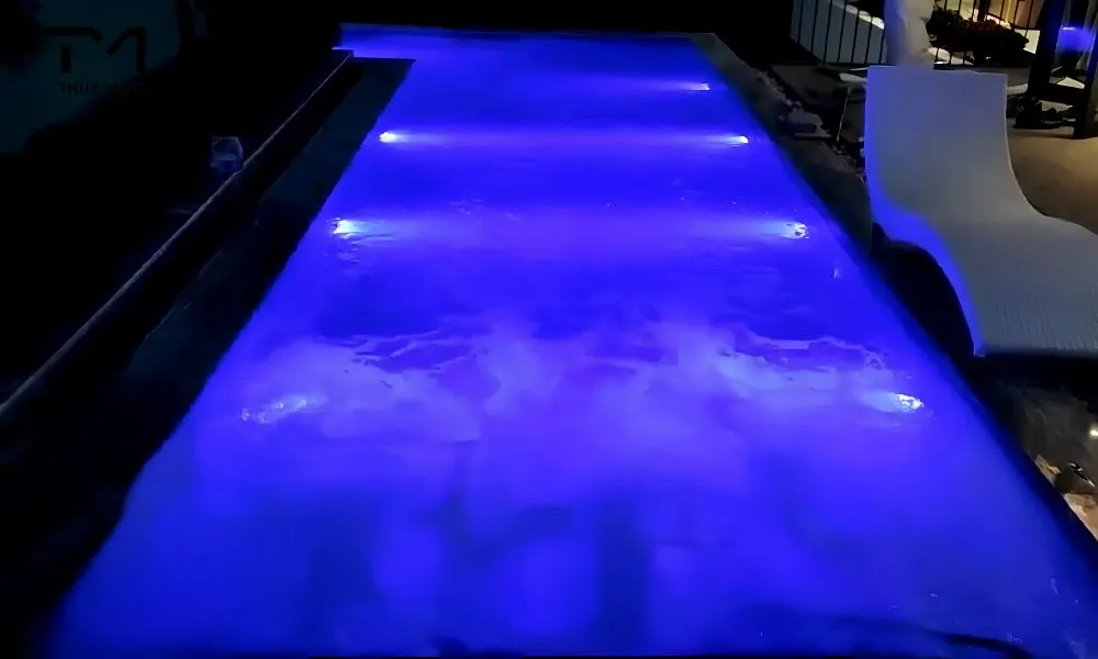 đèn led dùng cho hồ jacuzzi