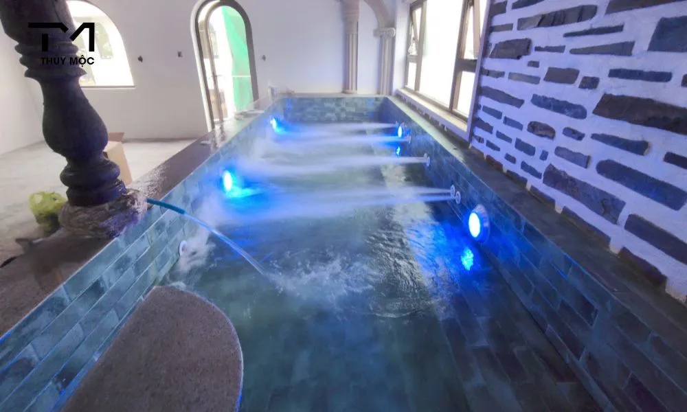 nhược điểm của đá sọc dưa ốp hồ bơi