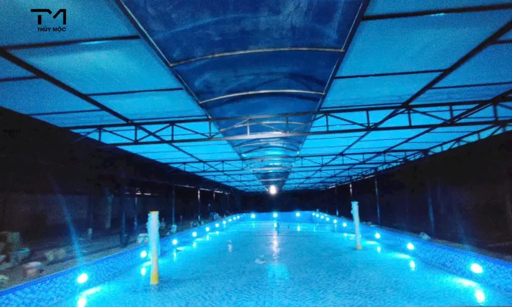 thi công mái che hồ bơi