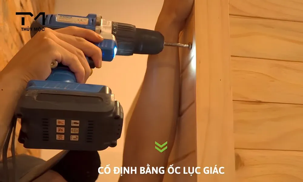 thi công vách và sàn phòng xông hơi
