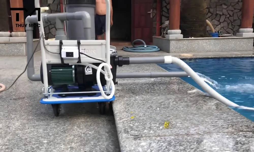 địa chỉ mua máy hút cặn đáy bể bơi chính hãng uy tín